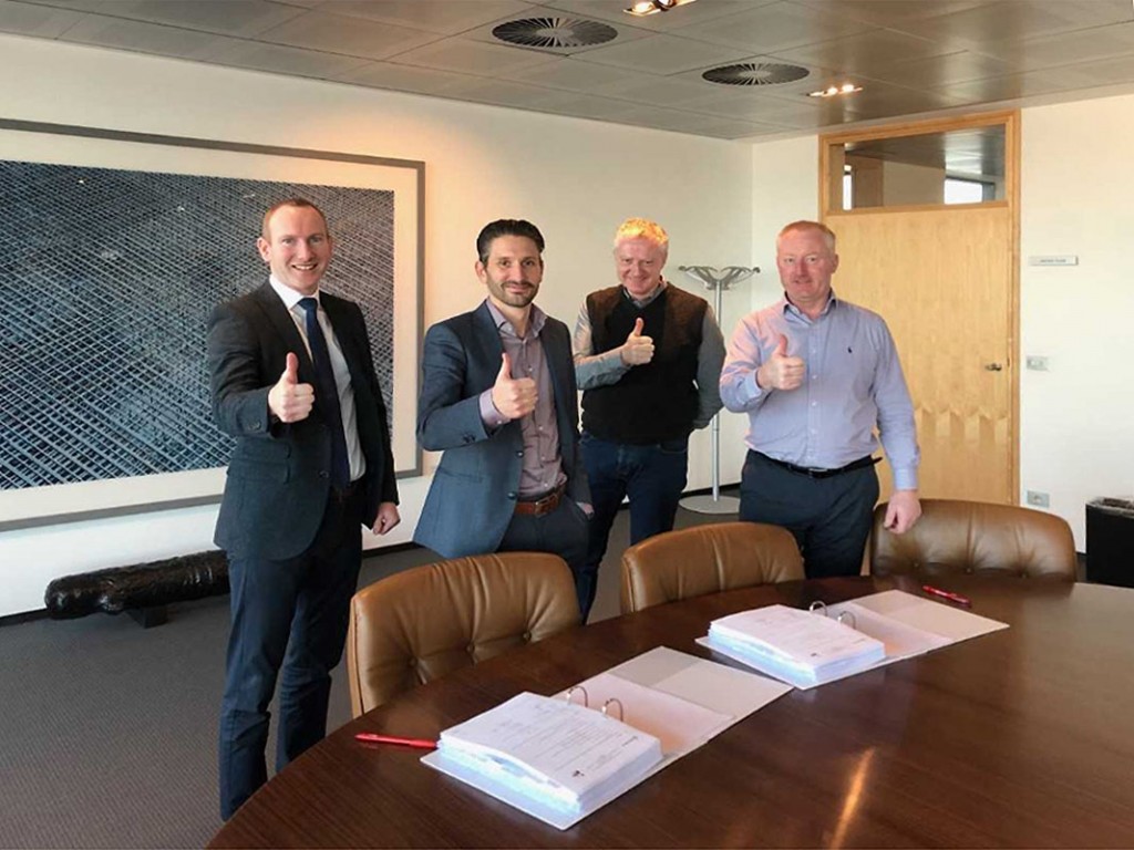 Contract signing for Taiwan project cables
