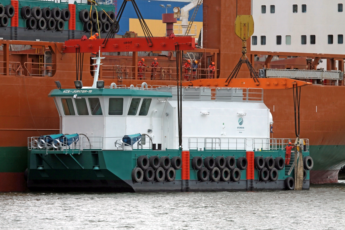 One of the barges for Canada. Photo: Piotr B. Stareńczak