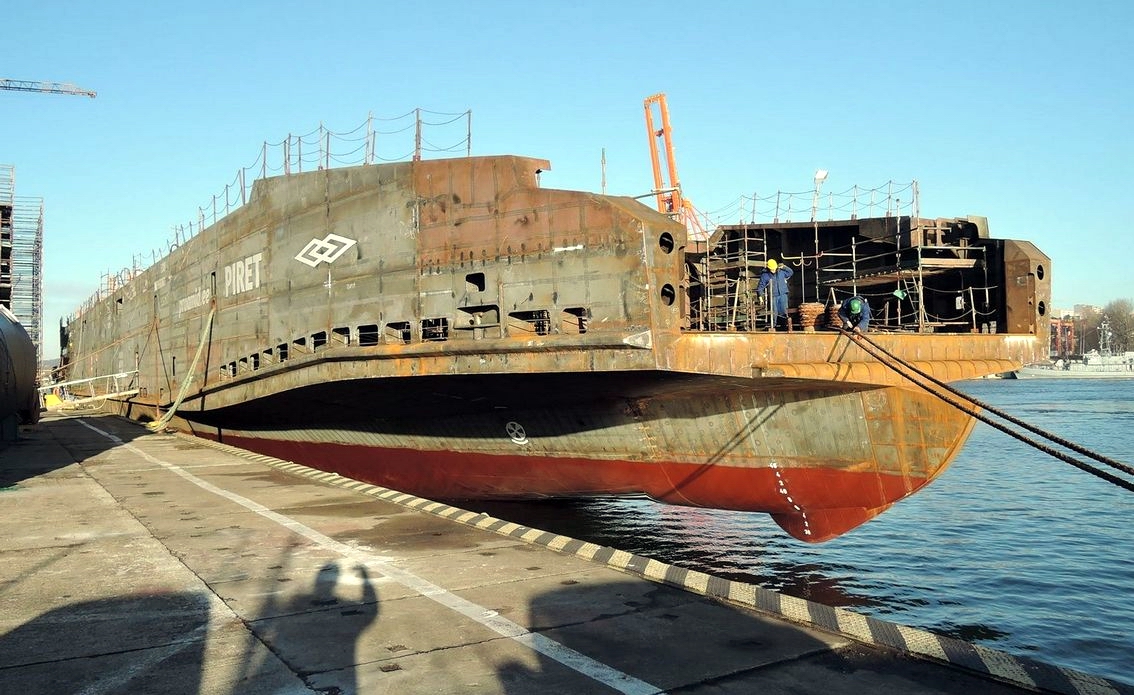 The hull of Piret shortly after launching and tow-out. Photo: Praamid
