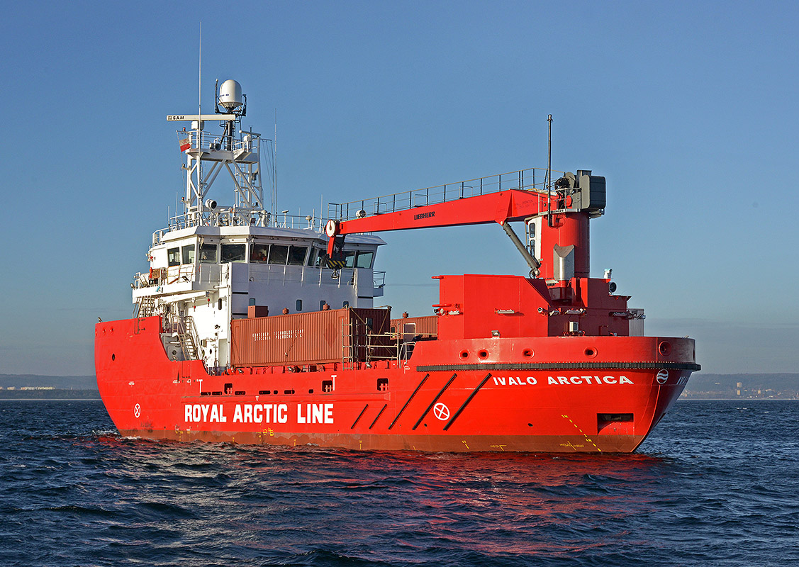 First of the arctic service vessels for RAL delivered from Remontowa Shipbuilding