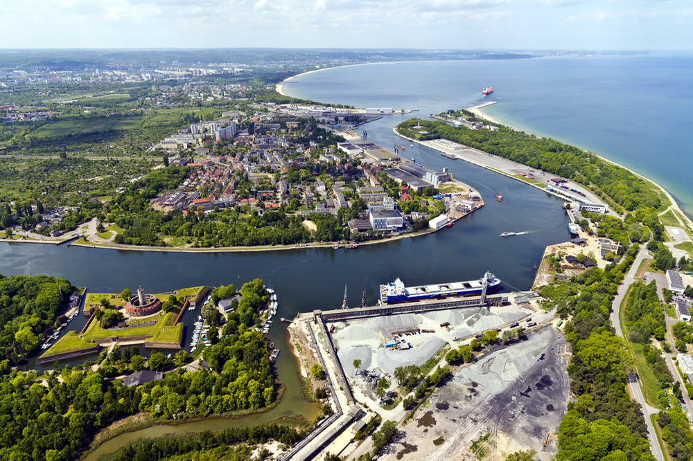 EUR 119 million of EU funds will flow into the Port of Gdansk - Poland ...