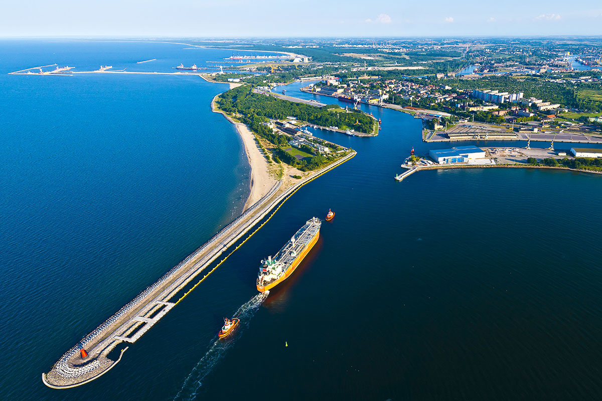 The Port of Gdansk with a historic annual record - Poland at Sea ...