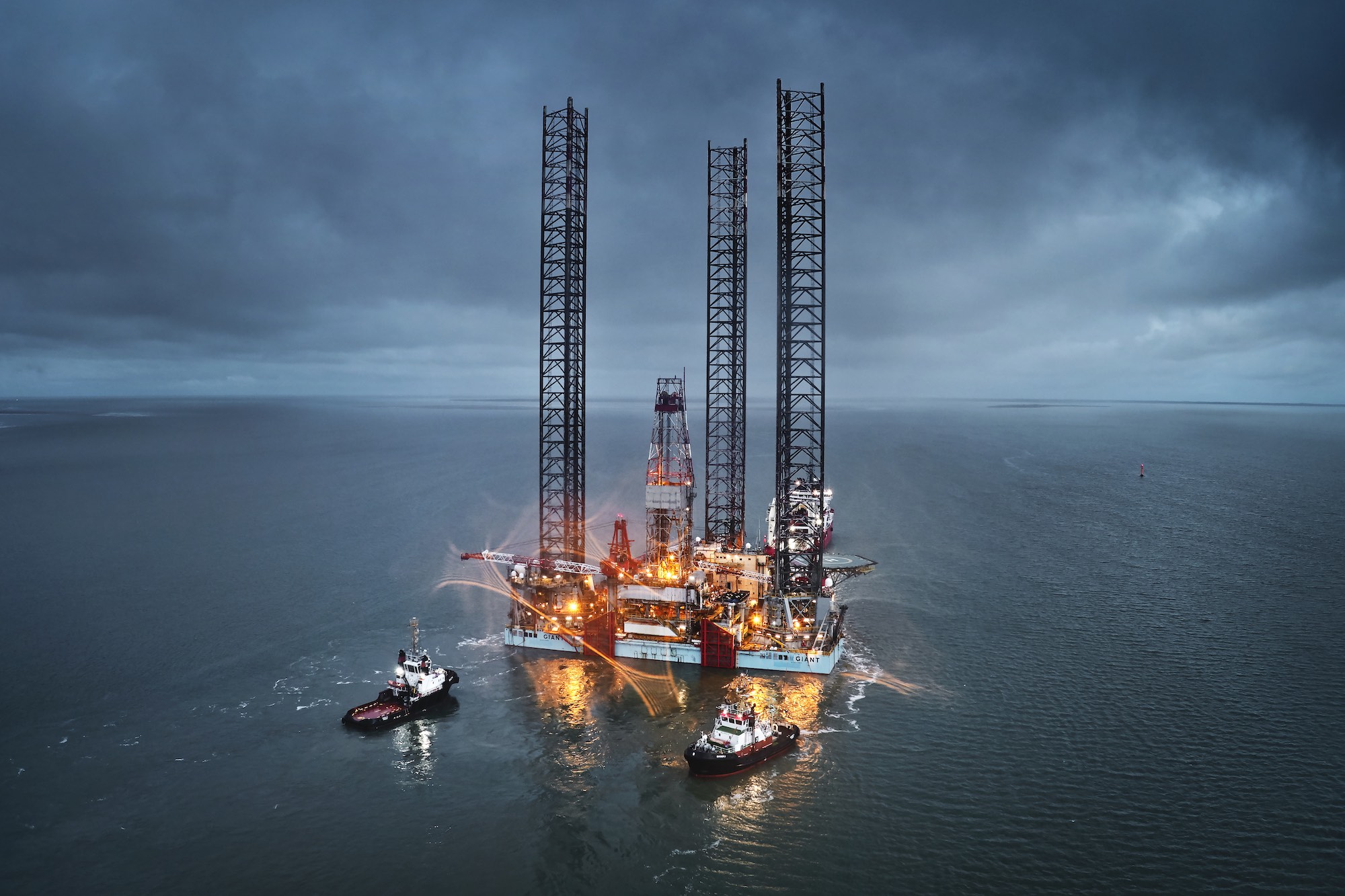 New LOTOS Petrobaltic platform headed for Gdańsk