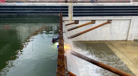 Sluice flooding continues in Spit shipping channel