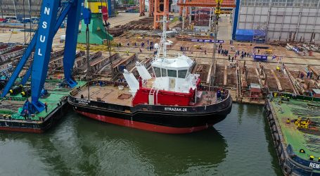 Launching of the Strażak-28 firefighting boat