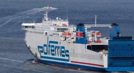 Contract for Polferries’ ferry signed