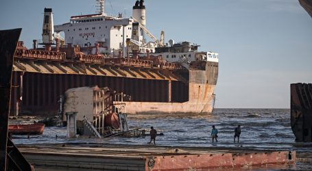 Changes needed in shipbreaking sector