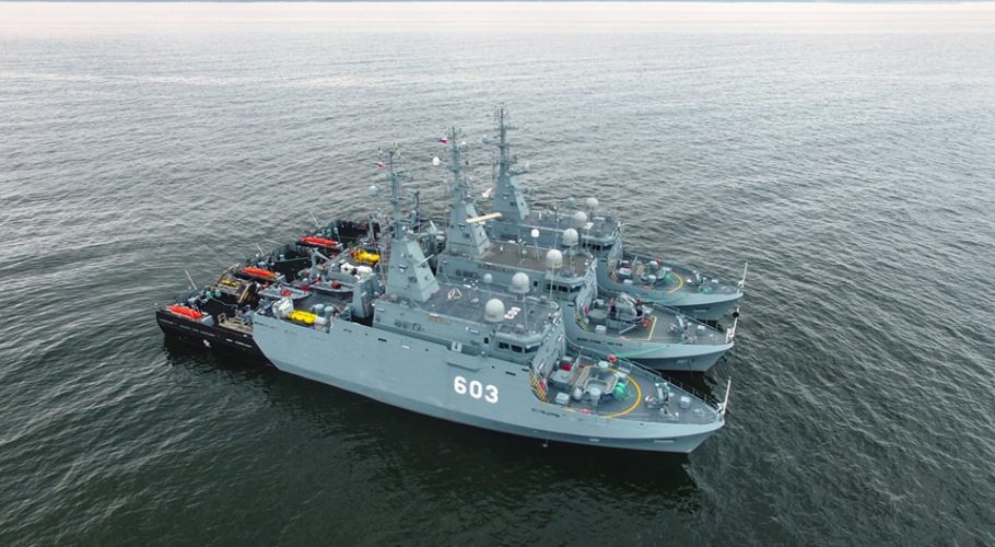 mine destroyers Kormoran II met at sea