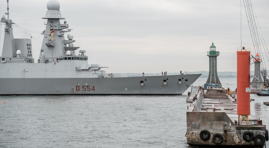 Italian Horizon-type missile destroyer Caio Duilio