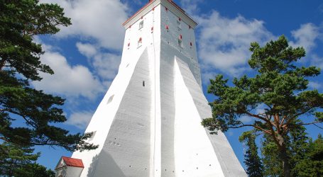 Oldest lighthouse on the Baltic receives air defence radar