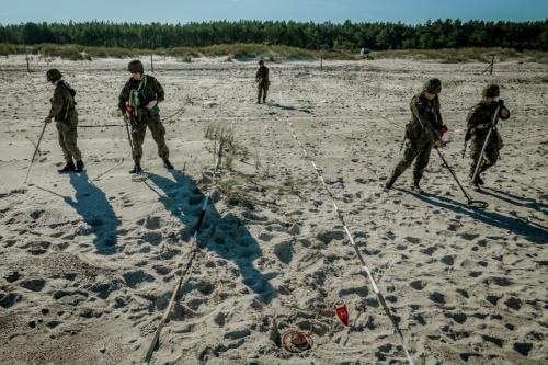 field training for the sailors of the 43rd EOD Battalion